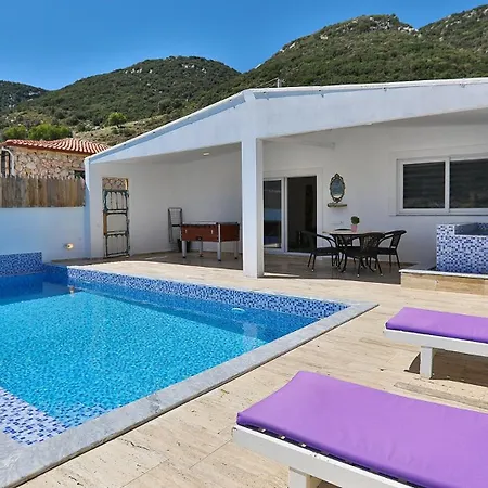 Saribelen Village 2 Bedroom - 5685 *